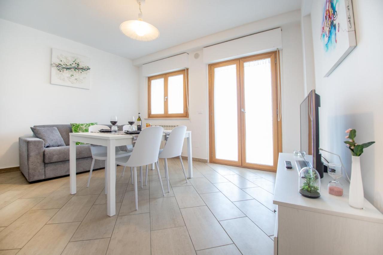Abruzzodamare Amazing Apartments With Romantic Sea View Francavilla al Mare Kültér fotó