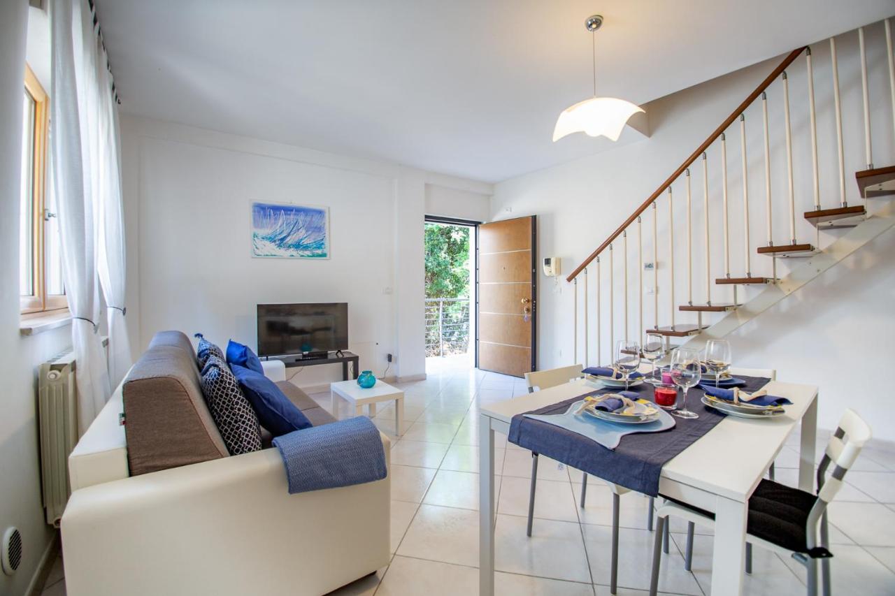 Abruzzodamare Amazing Apartments With Romantic Sea View Francavilla al Mare Kültér fotó