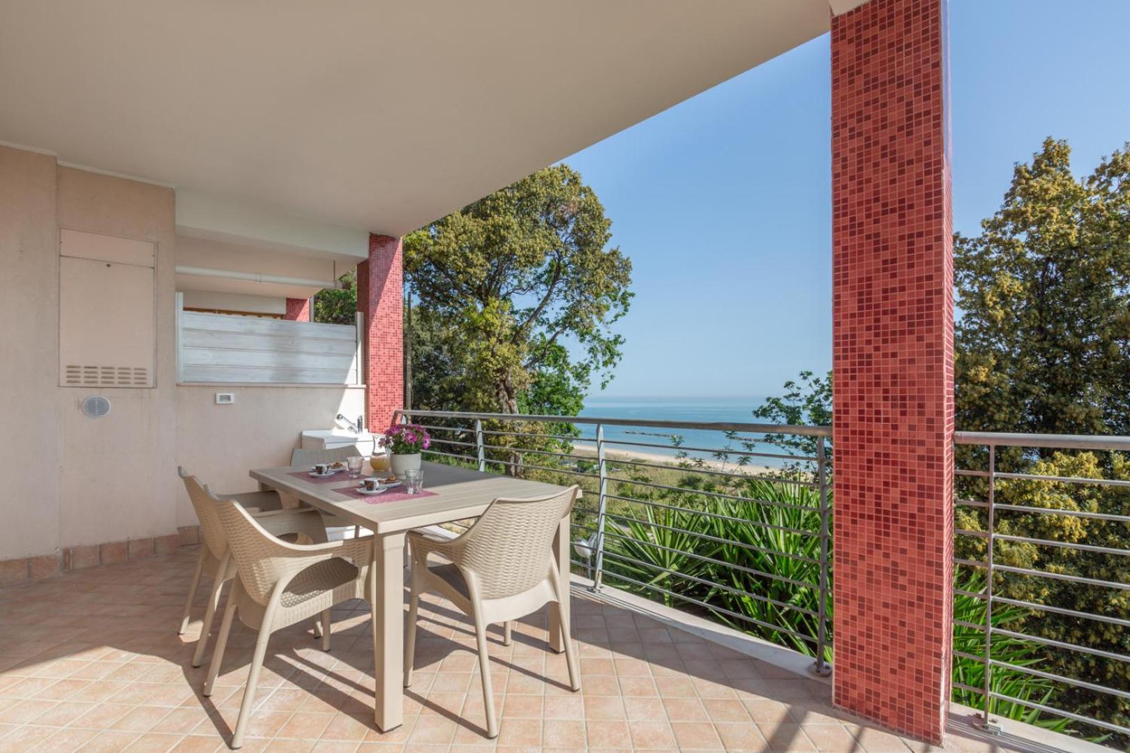 Abruzzodamare Amazing Apartments With Romantic Sea View Francavilla al Mare Kültér fotó